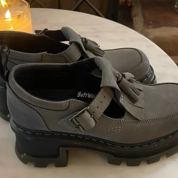 Doc Martins Waxy Suede platform Chunky Gray Loafers with Buckle size 9 - Picture 4 of 7